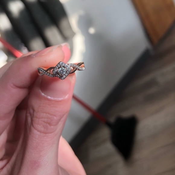 Promise Ring - Picture 1 of 4